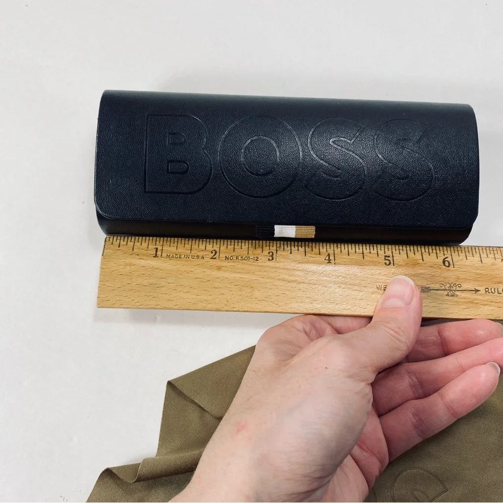 Hugo Boss Clamshell Hard Case Black Eyeglass Sunglasses Case with Cleaning Cloth
